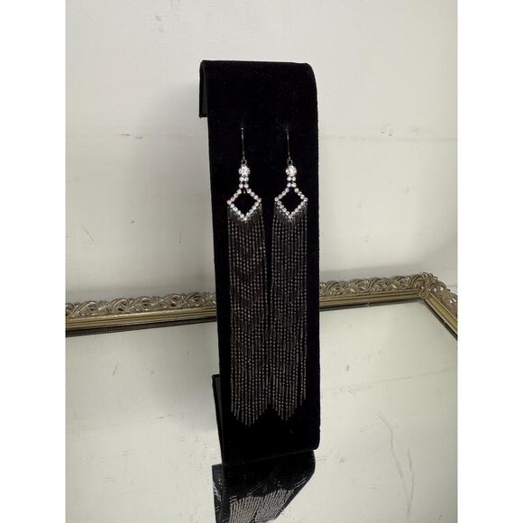 Vintage Dark Silvertone Tassle Dangle Earrings with Reinstones - Picture 4 of 9